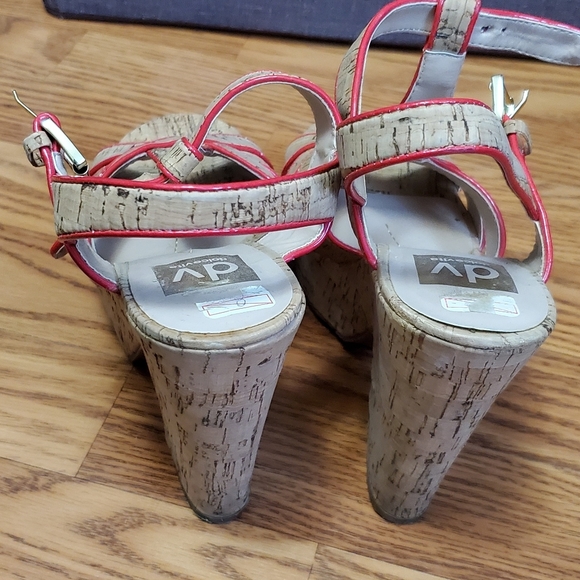 Dolce Vita Sandals - Picture 3 of 3